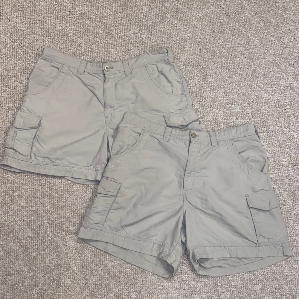 2 pairs Ocean Coast men’s khaki shorts bundle